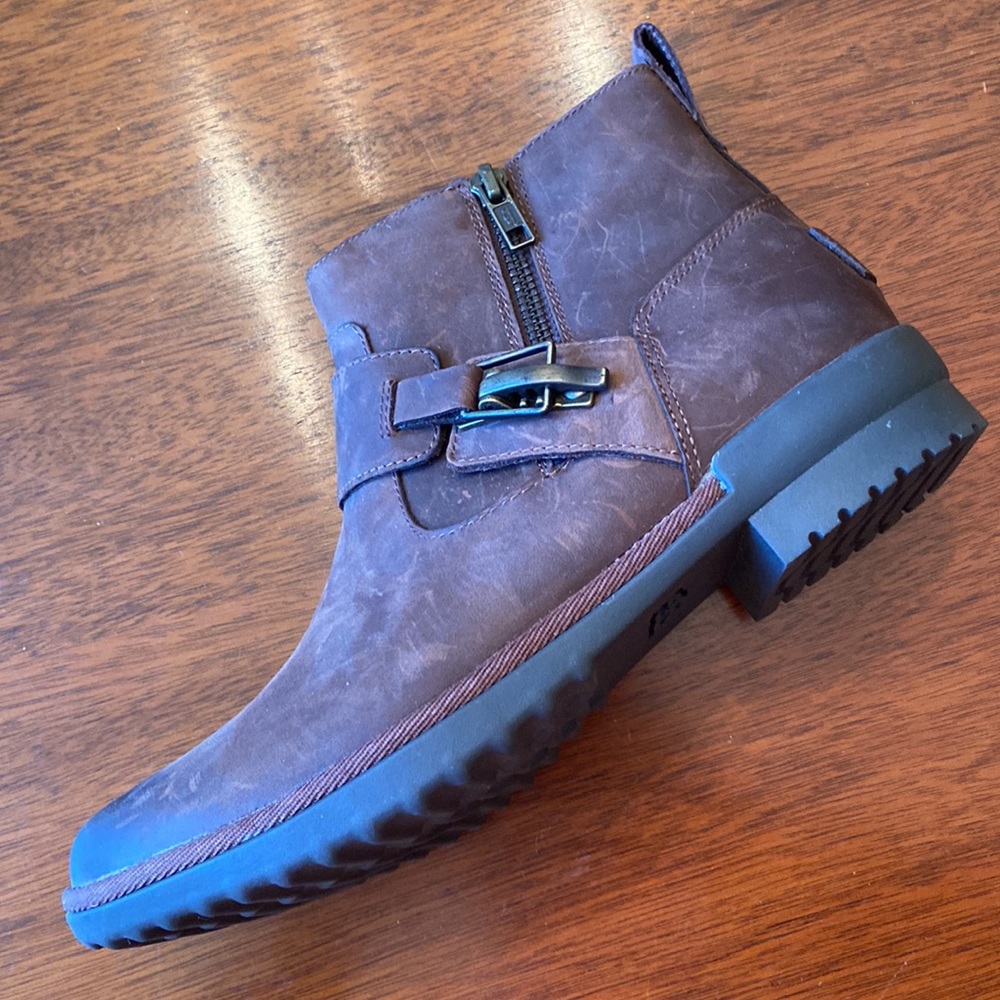 UGG distressed leather waterproof ankle boots, new